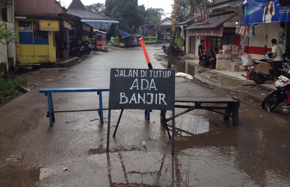 Banjir di Bitung Tangerang Mencapai Dua Meter