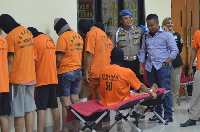 Para tersangka spesialis pembobol mesin Anjungan Tunai Mandiri (ATM) lintas provinsi yang berhasil dibekuk Satreskrim Polresta Tangerang dan Polres Serang.