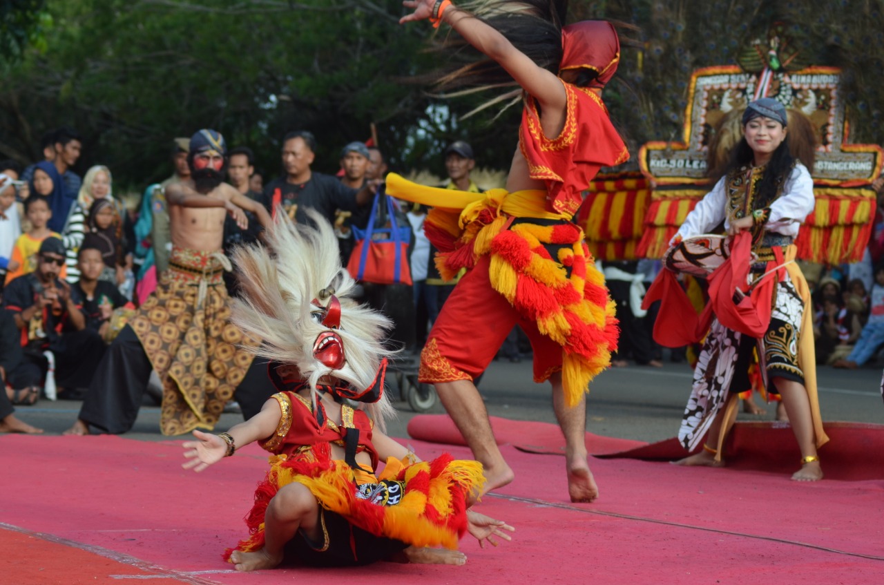 Berbagai kesenian dipertunjukan di HUT Kabupaten Tangerang ke 75.