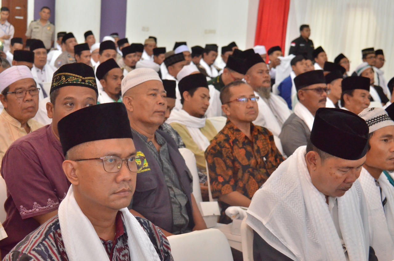 Kegiatan deklarasi bersama menolak segala bentuk terorisme dan radikalisme di Gedung Serba Guna (GSG), Puspemkab Tangerang, Rabu (23/1/2019).