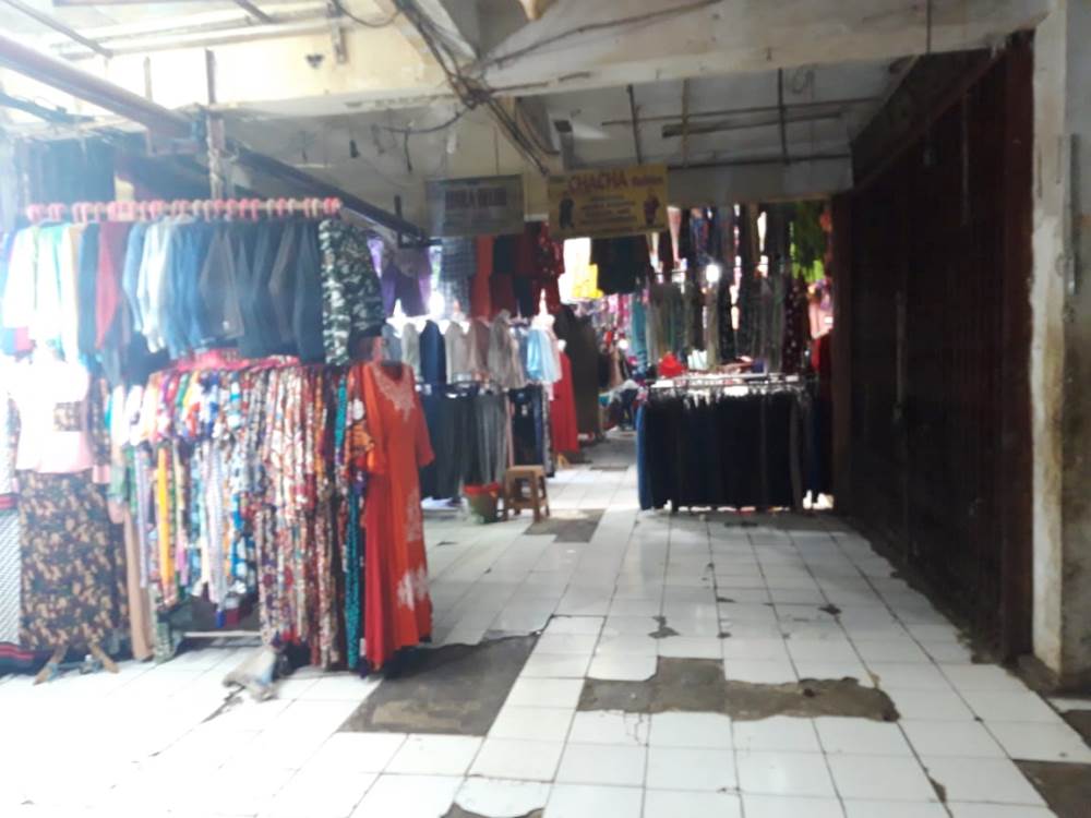 Suasana di Pasar Anyar Kota Tangerang.