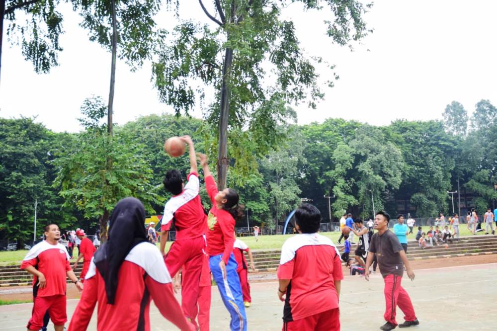 Kegiatan lomba basket di hari ulang tahun (HUT) Unit Donor Darah (UDD) PMI Kota Tangerang ke-13.