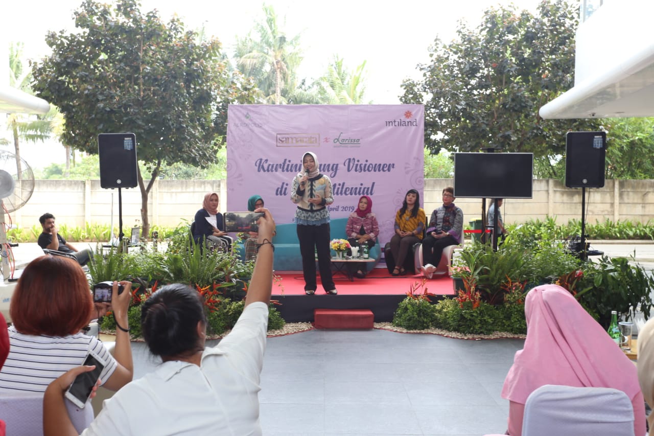 Acara talkshow 'Kartini yang Visioner di Era Milenial' di Plaza Aeropolis Commercial Park, Kota Tangerang, Sabtu (27/4/2019).
