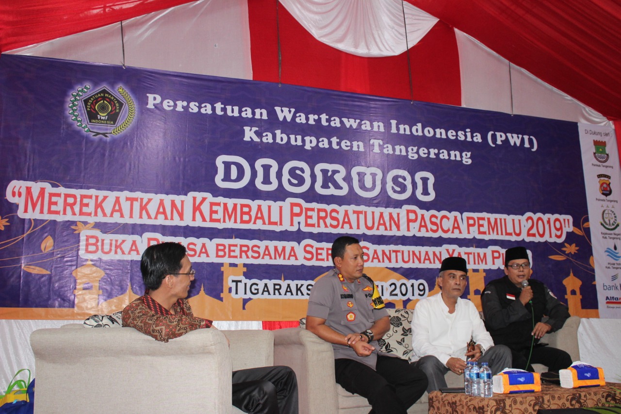 Kegiatan diskusi 