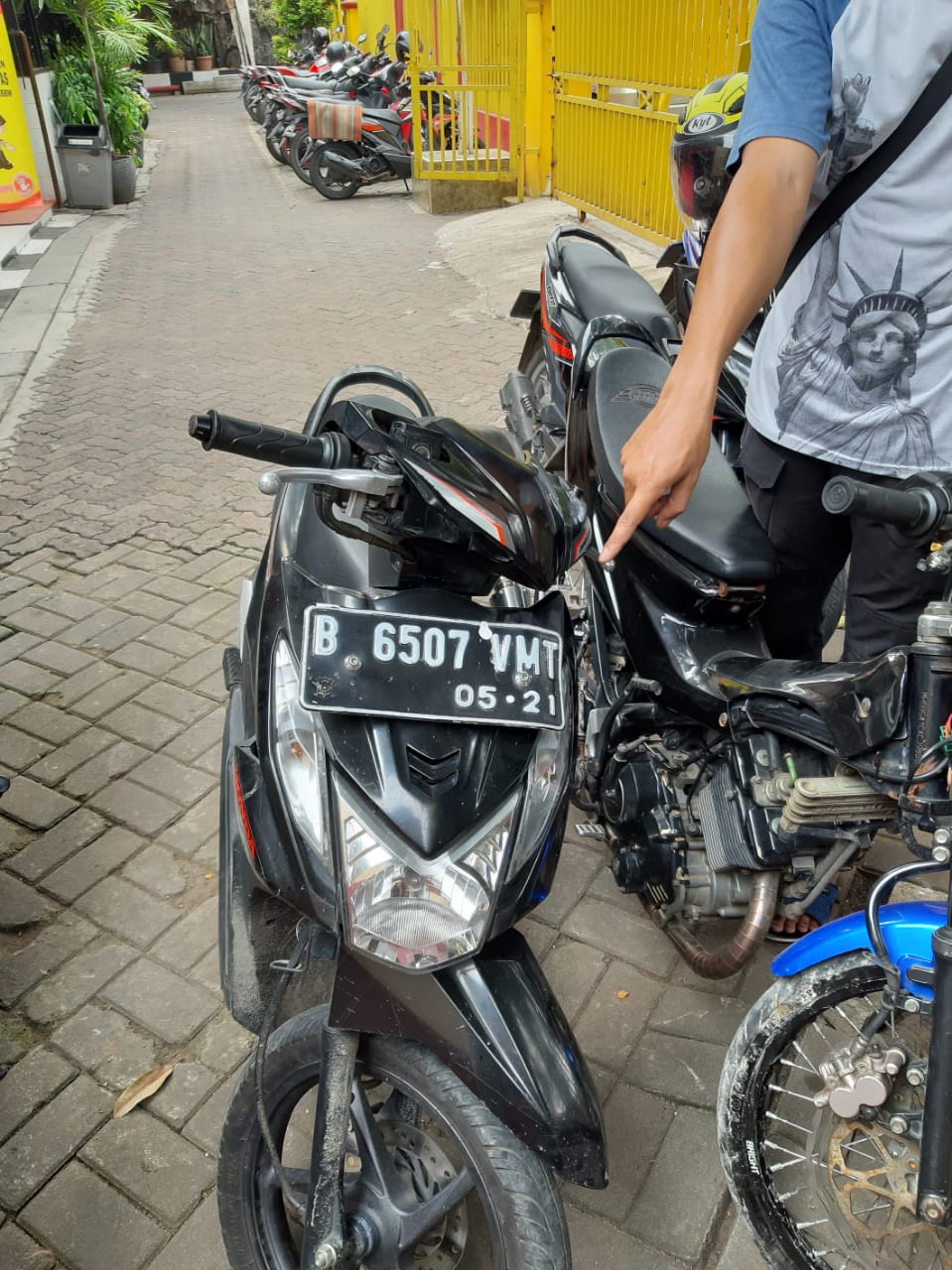 Barang bukti motor.