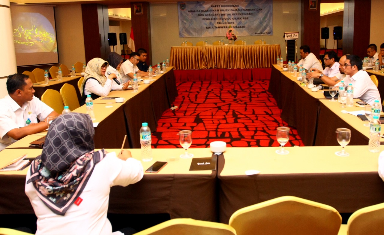 Bapenda Tangsel menggelar rapat koordinasi potensi PBB di Hotel Grand Zuri, Jalan Pahlawan Seribu, Lengkong Gudang, Serpong, Tangsel, Rabu (31/7/2019).