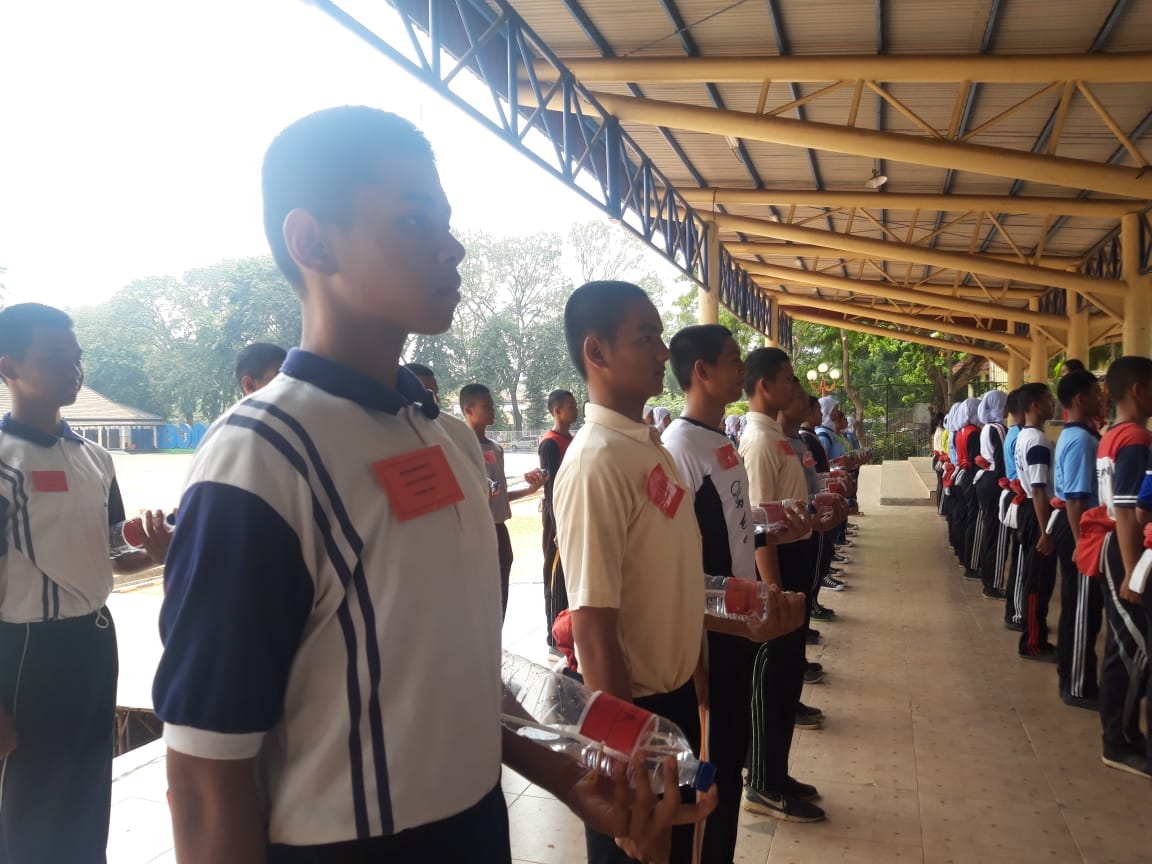 Para calon pasukan pengibar bendera pusaka (Paskibraka) tingkat Kota Tangerang.