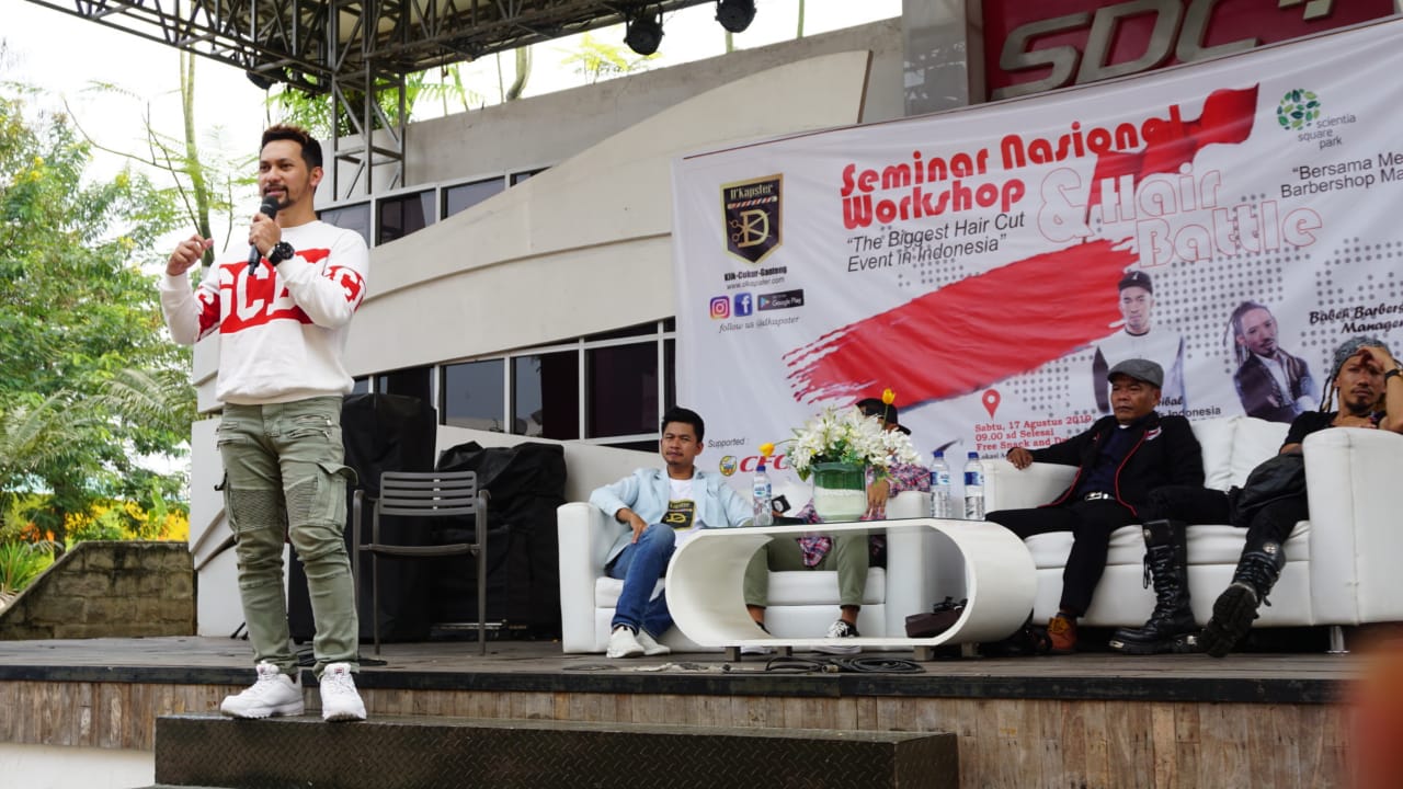 Suasana kegiatan DKapster dalam rangka memperingati Hari Ulang Tahun (HUT) ke-74 Republik Indonesia (RI) di Summarecon Digital Center (SDC), Tangerang, Sabtu (17/8/2019).