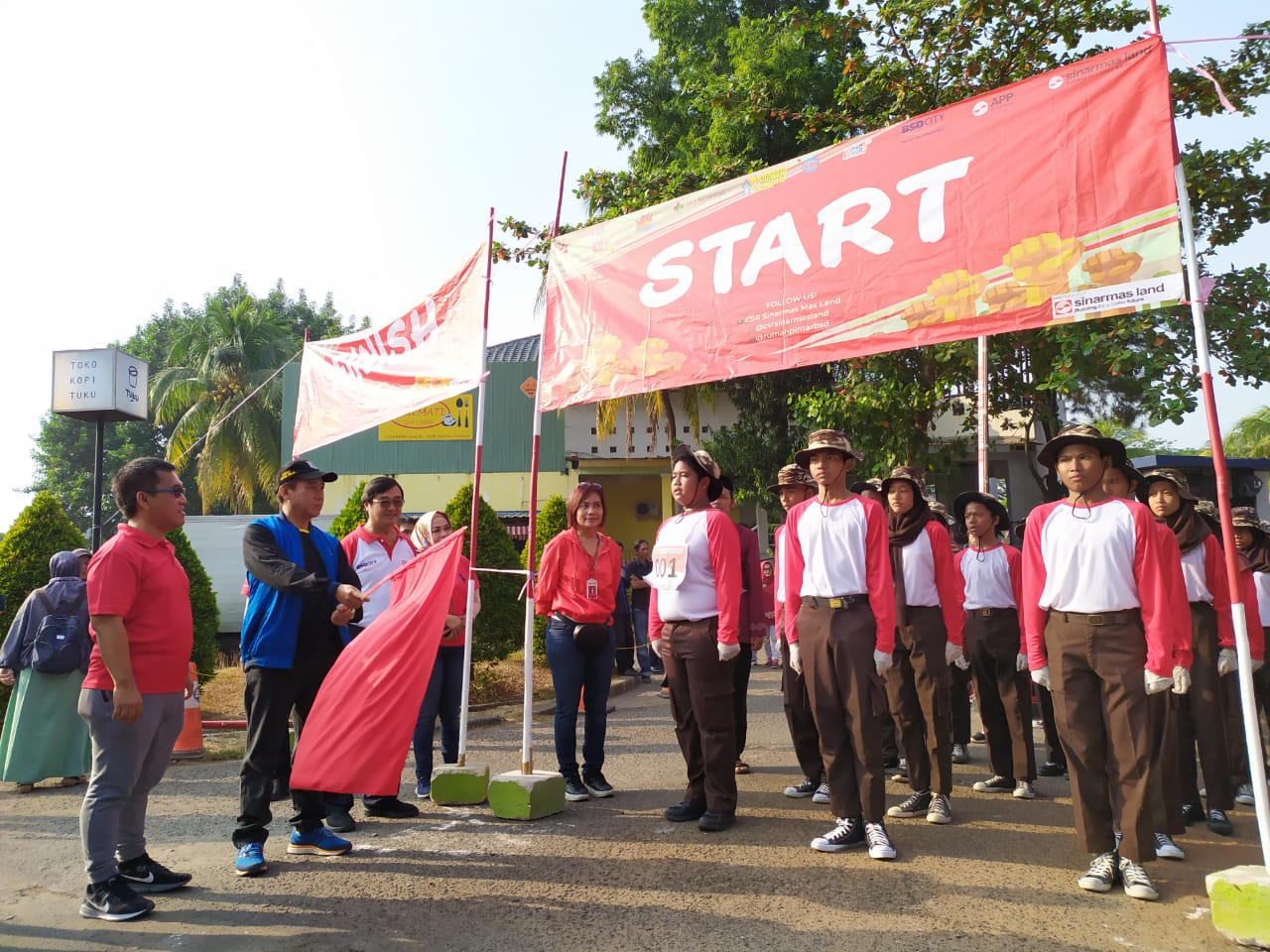 Keseruan kegiatan Memperingati Hari Kemerdekaan ke-74 Republik Indonesia.