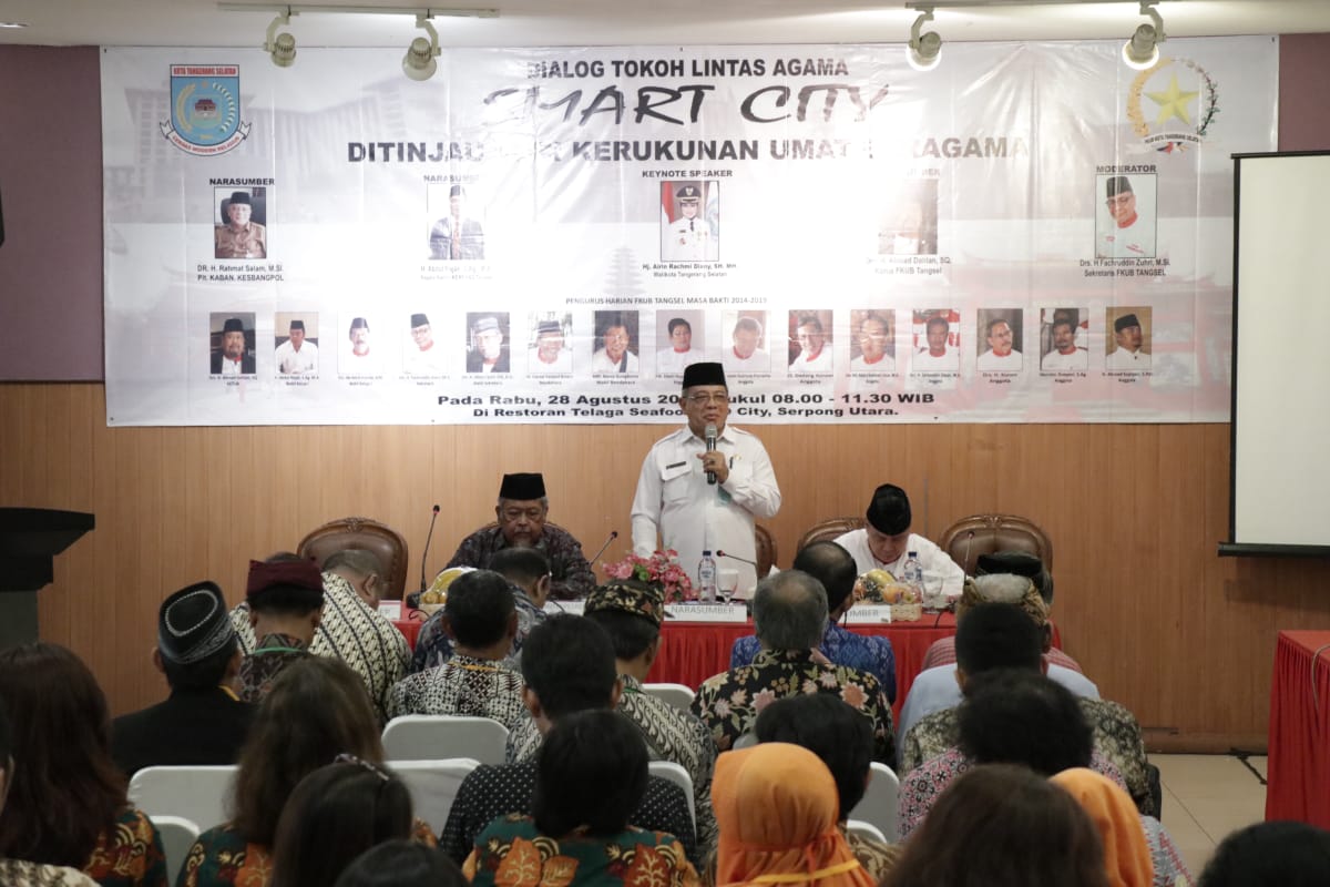 Kegiatan Dialog Tokoh Lintas Agama yang membahas smart city Tangsel yang ditinjau dari kerukunan beragama, di Telaga Seafood BSD, Jalan Raya Serpong, Serpong Utara, Tangsel, Rabu (28/8/2019).