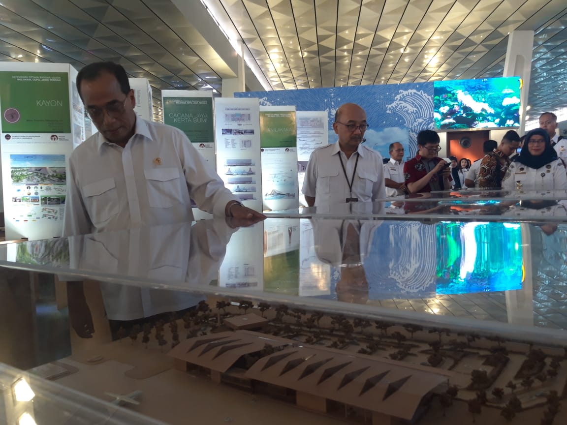 Pameran sayembara Desain Bandara di terminal 3 Bandara Soekarno Hatta.