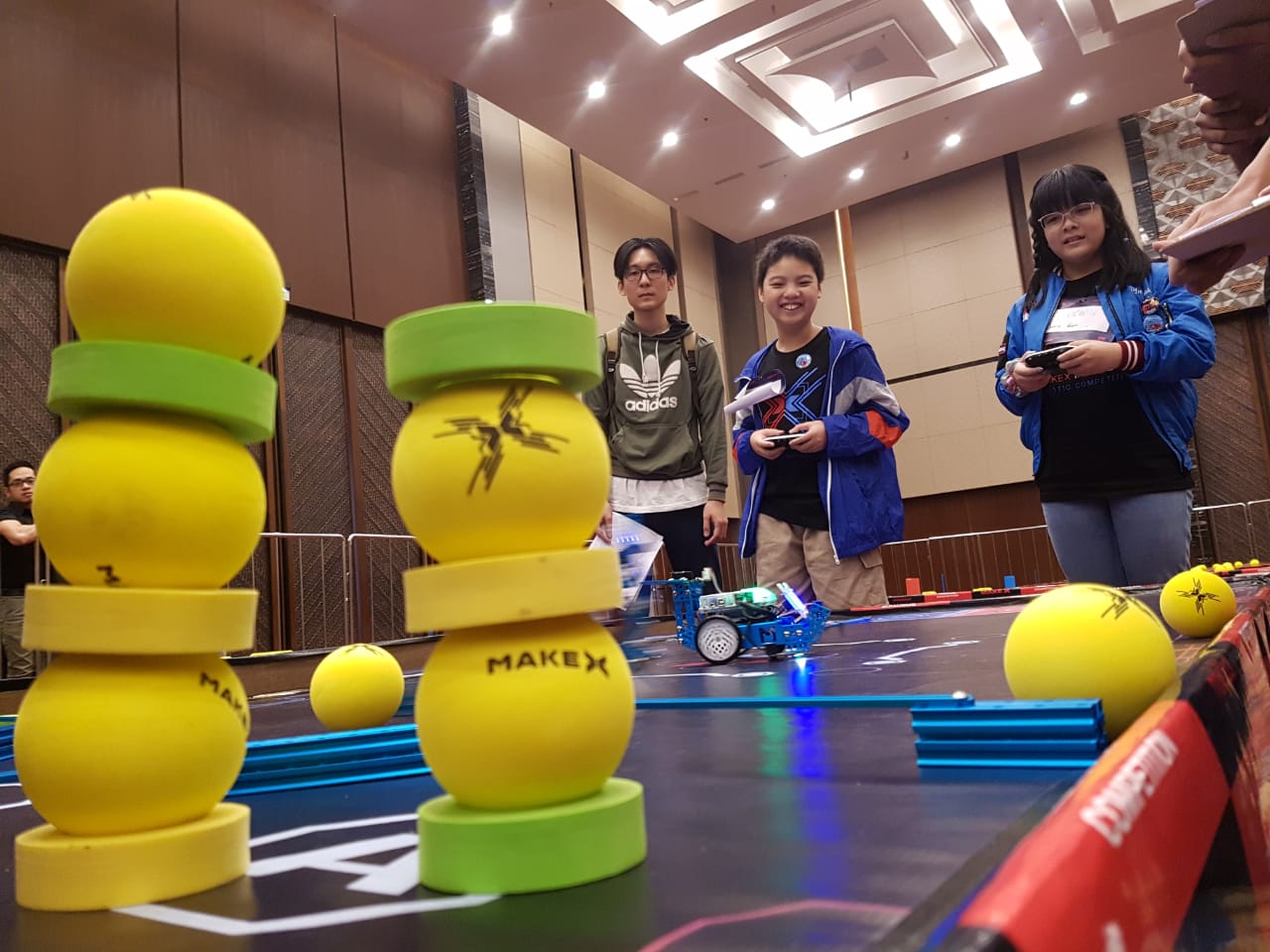 Kegiatan International Robotics Competition 2019 di ICE BSD.