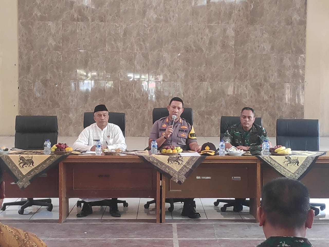 Polresta Tangerang menggelar Safari Kamtibmas (keamanan dan ketertiban masyarakat) di aula Kecamatan Sukadiri, Selasa (22/10/2019).