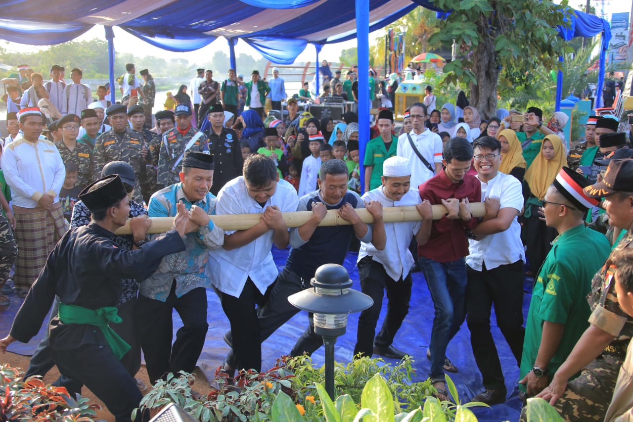 Kegiatan Festival Maulid di Kampung Bekelir, Kelurahan Babakan, Kecamatan Tangerang, Kota Tangerang.