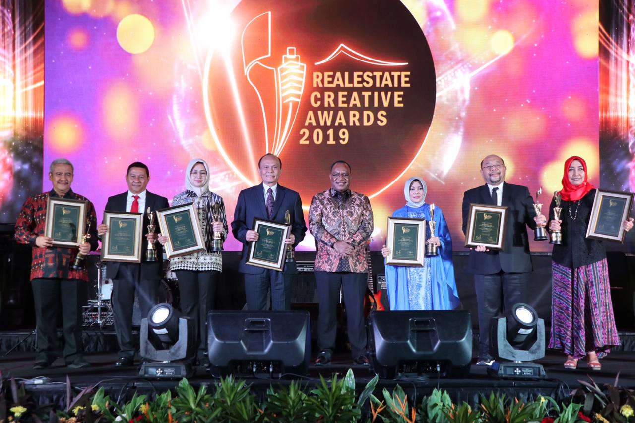 Kepala Daerah yang mendapatkan penghargaan Realestate Creative Award di Jakarta, Kamis (21/11/21019).