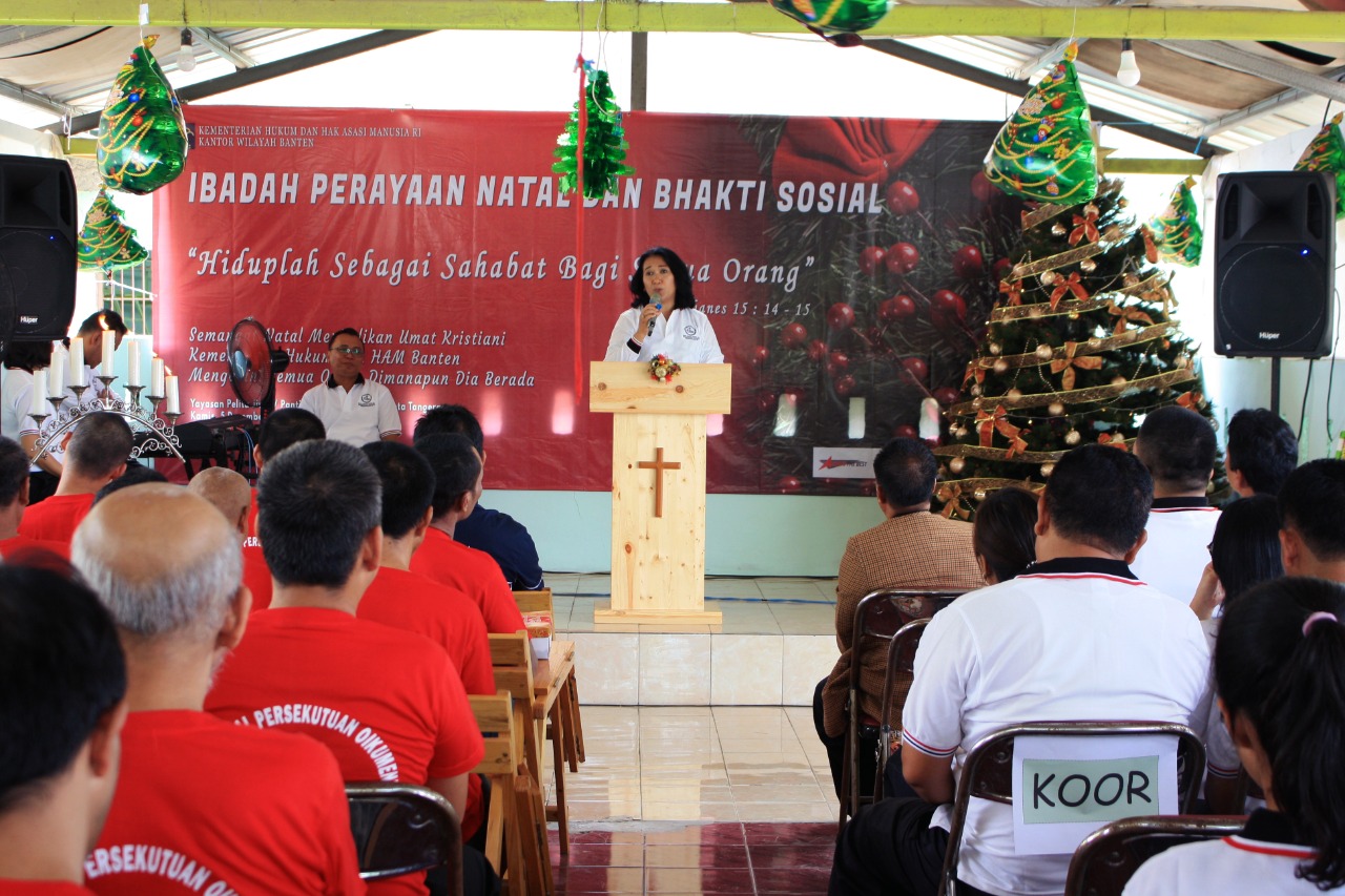 Kegiatan Perayaan Natal dan Bakti Sosial di Kantor Wilayah Kemenkumham Banten, Kamis (5/12/2019).