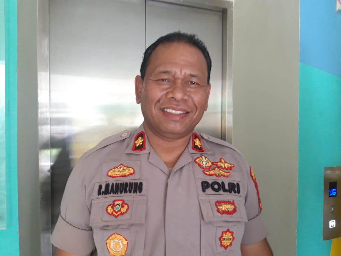 Kapolsek Neglasari Kompol Robinson Manurung.