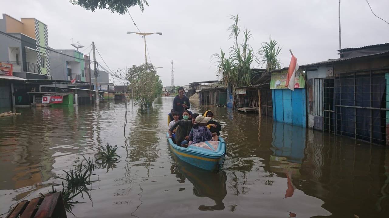 	Dalam 4 Hari Kawasan Perumahan Garden City Kecamatan Periuk, Kota Tangerang Terendam Banjir Selasa (4/2/2020).