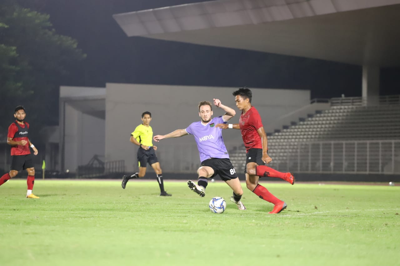 Jelang Liga 1 2020, Persita bertemu Timnas Senior PSSI dalam laga uji coba di Senayan, Jakarta, Jumat (21/2/2020).