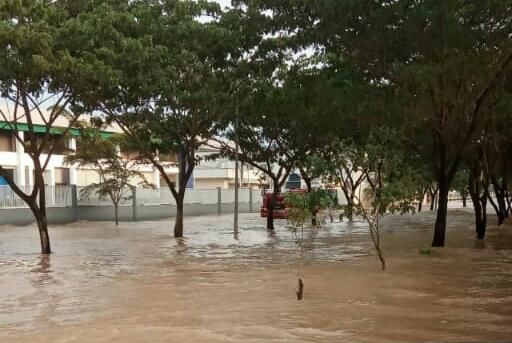 Banjir di Perumahan Mustika Tigaraksa akibat luapan sungai Cimanceuri, Selasa (17/3/2020).