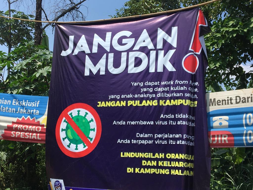 Spanduk Larangan Mudik.