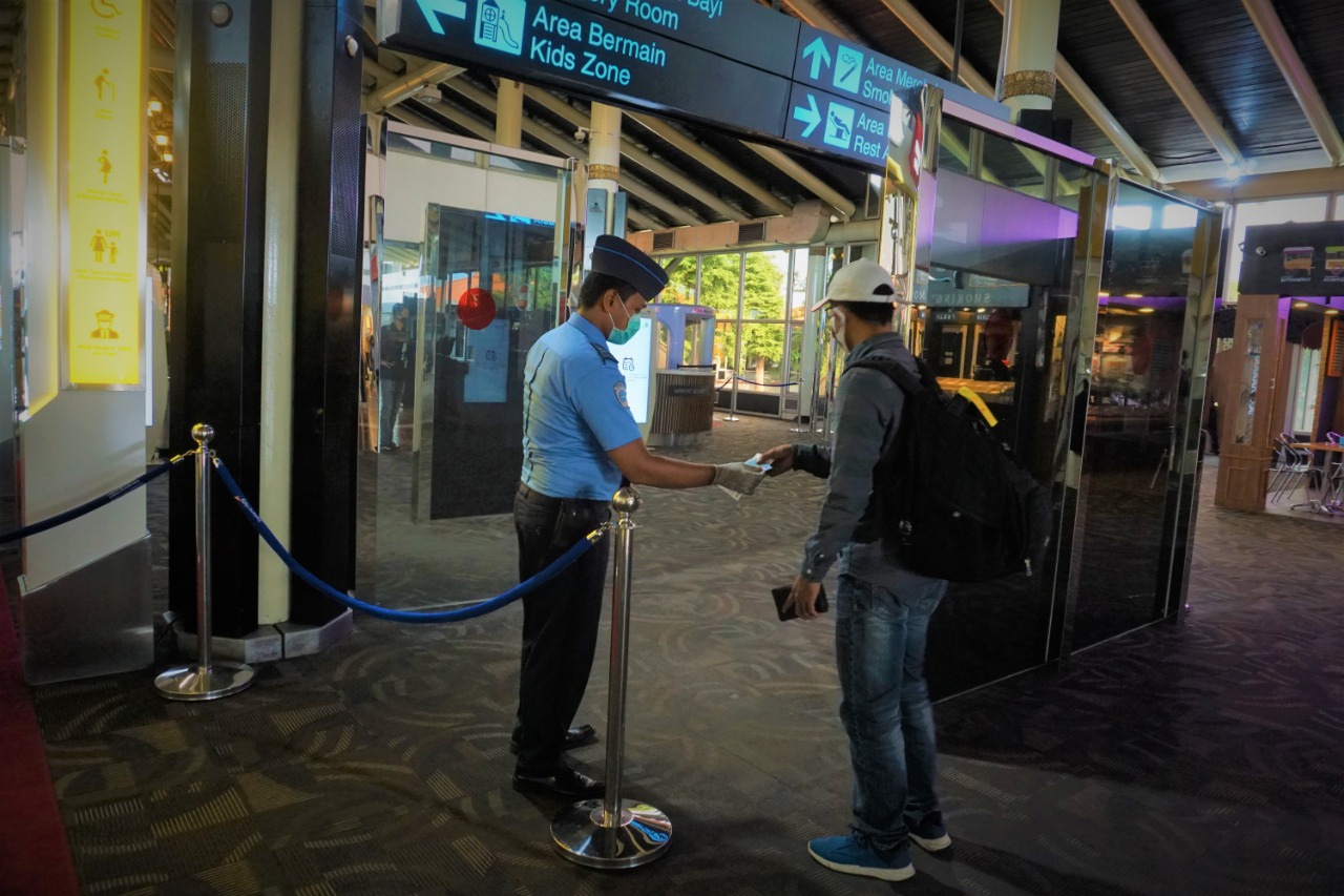 Suasana di Bandara Soekarno-Hatta (Soetta), Jumat (24/4/2020).