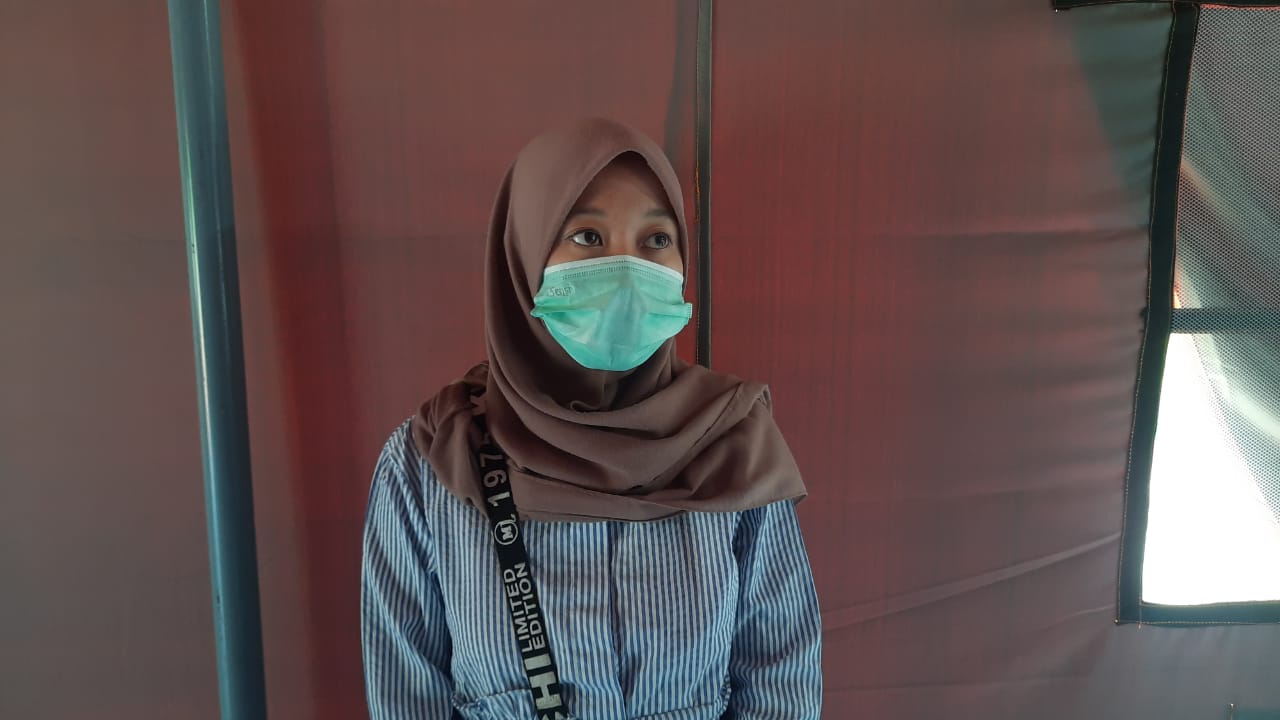 Had Not Believed Covid-19, Teens in South Tangerang Reminded People to Wear Masks