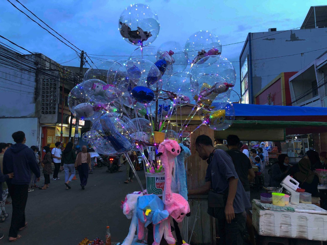 Kawasan Kuliner Pasar Lama Tangerang.