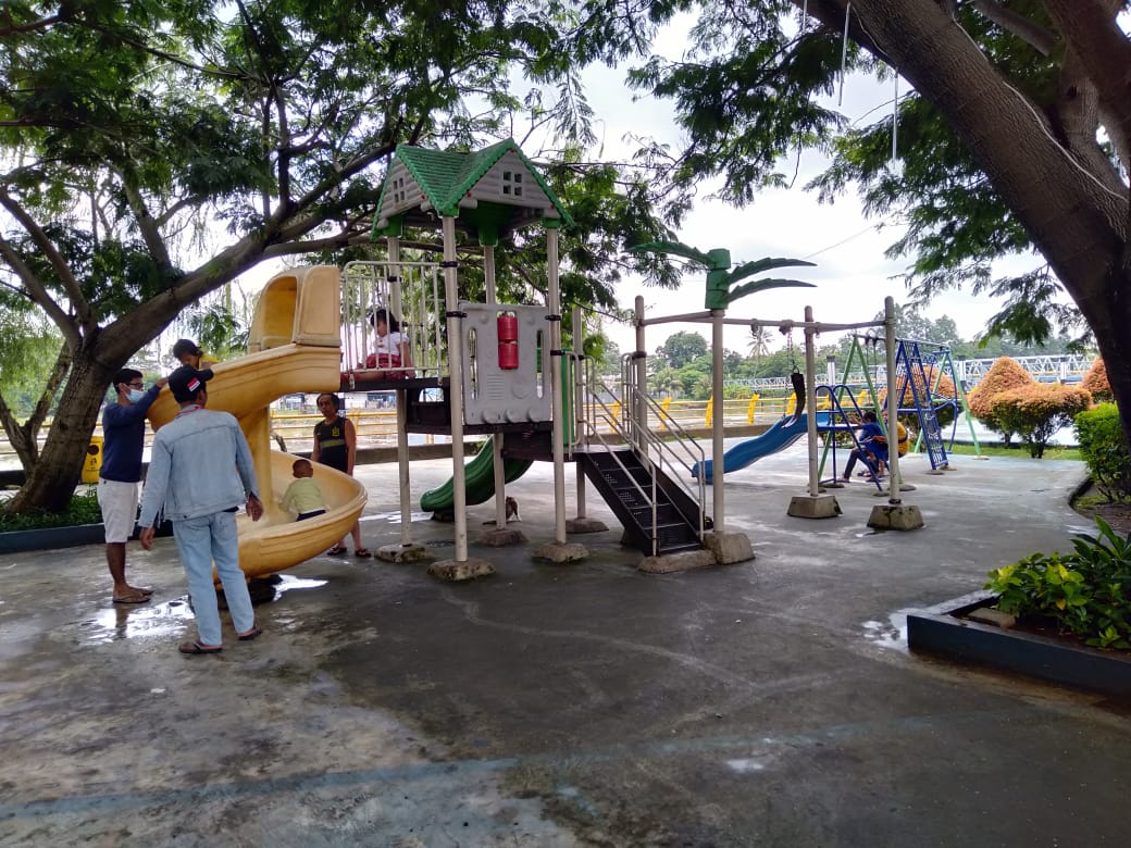 Taman Eco Park di Jalan Pintu air, Kelurahan Mekarsari, Kecamatan Neglasari, Kota Tangerang,Jumat (26/2/2021).