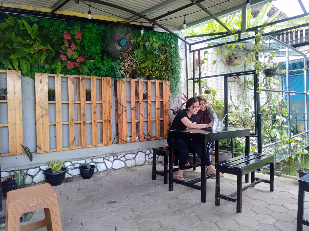 Kafe Berkonsep Garden Park Yang Murah Meriah Di Tigaraksa Tangerang