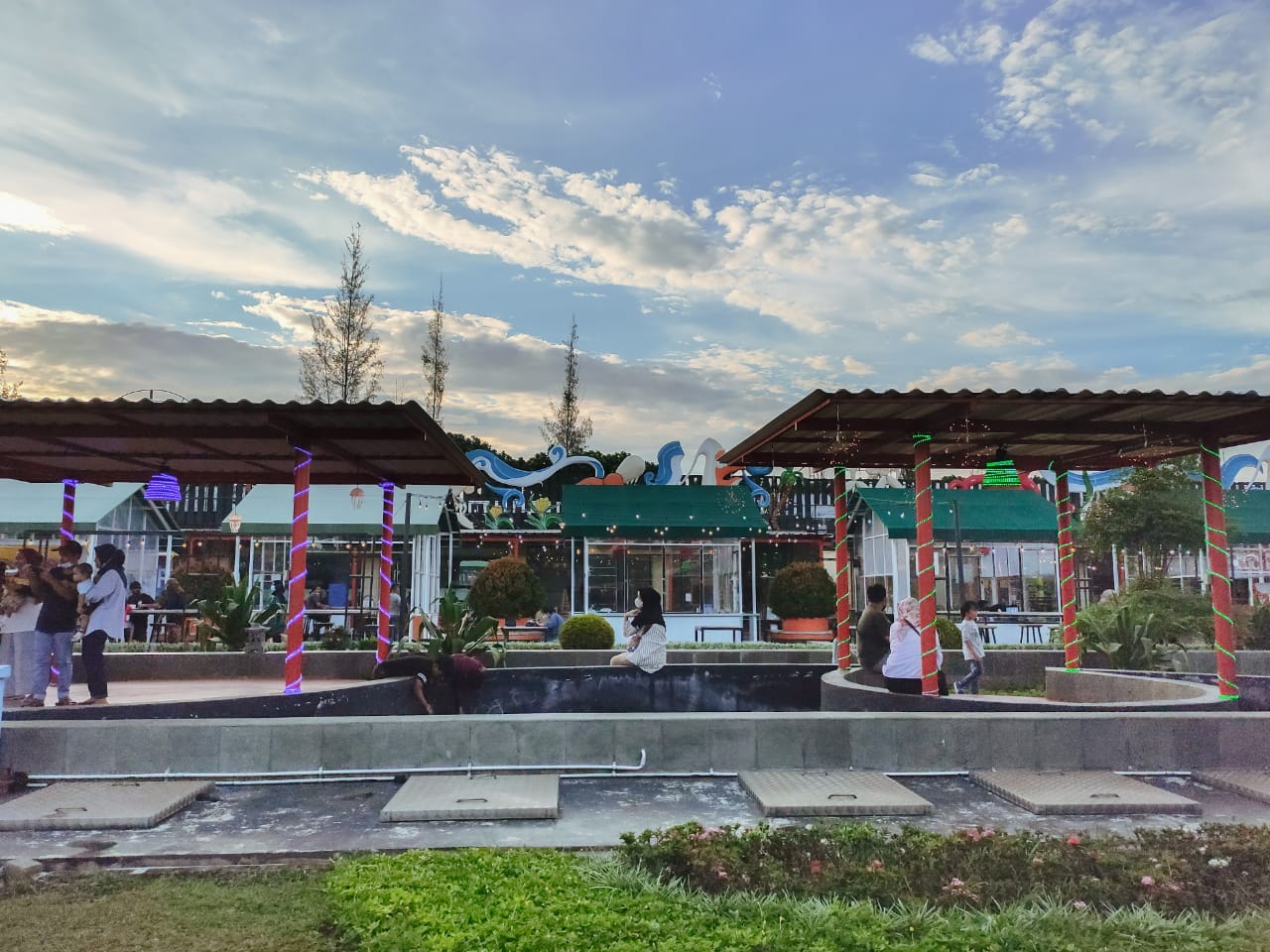 Suasana Ocean Food di kawasan Ocean Park BSD, Serpong, Kota Tangerang Selatan (Tangsel).