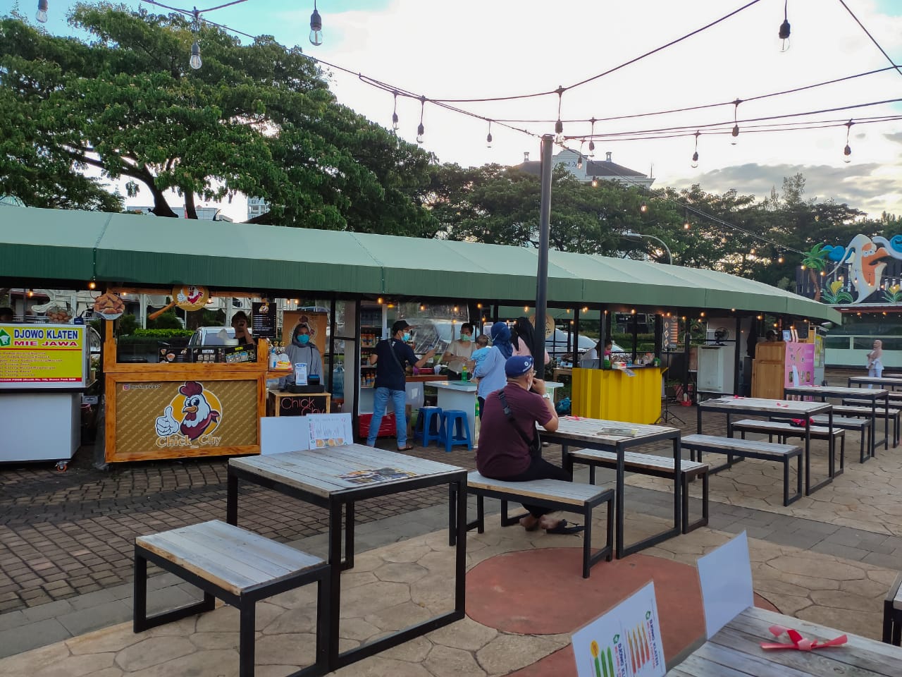 Suasana Ocean Food di kawasan Ocean Park BSD, Serpong, Kota Tangerang Selatan (Tangsel).