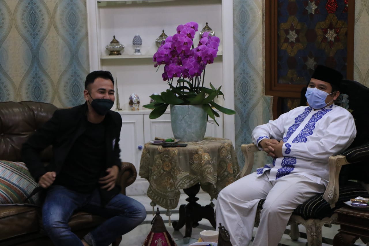 Wali Kota Tangerang Arief R Wismansyah menerima kunjungan dari Raffi Ahmad, Minggu (25/4/2021) malam.