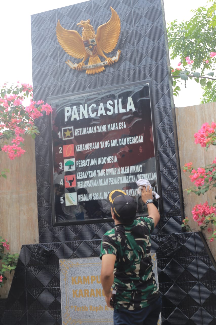 Tugu Pancasila.