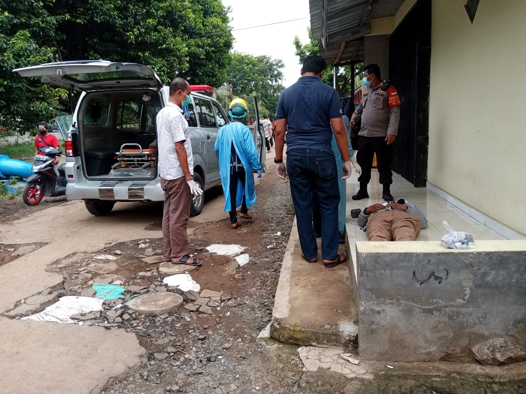 Seorang Pria Fahrizal, 42 itu meninggal usai membayar tagihan air di area PDAM Tirta Benteng, Jalan Prosida, Neglasari, Kota Tangerang, Kamis 3 Juni 2021 pukul 13.30 Wib.