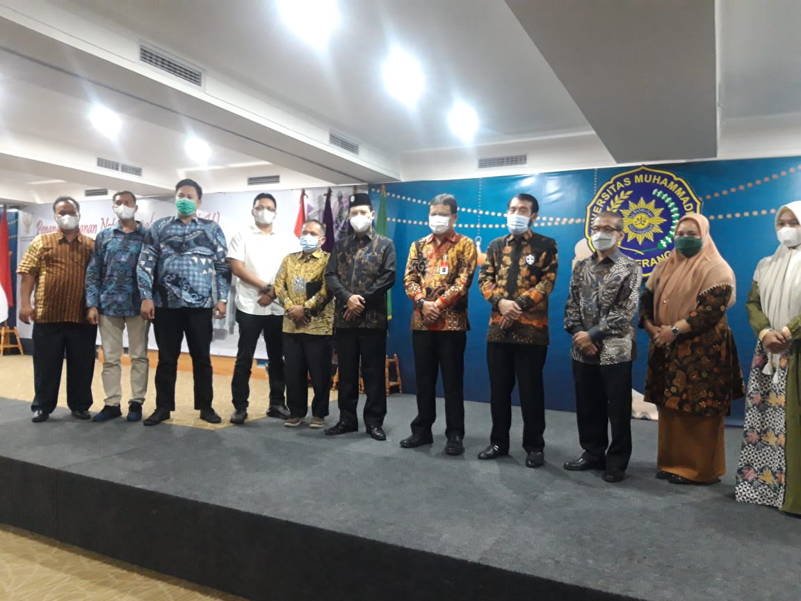 Kegiatan kuliah umum dengan tema