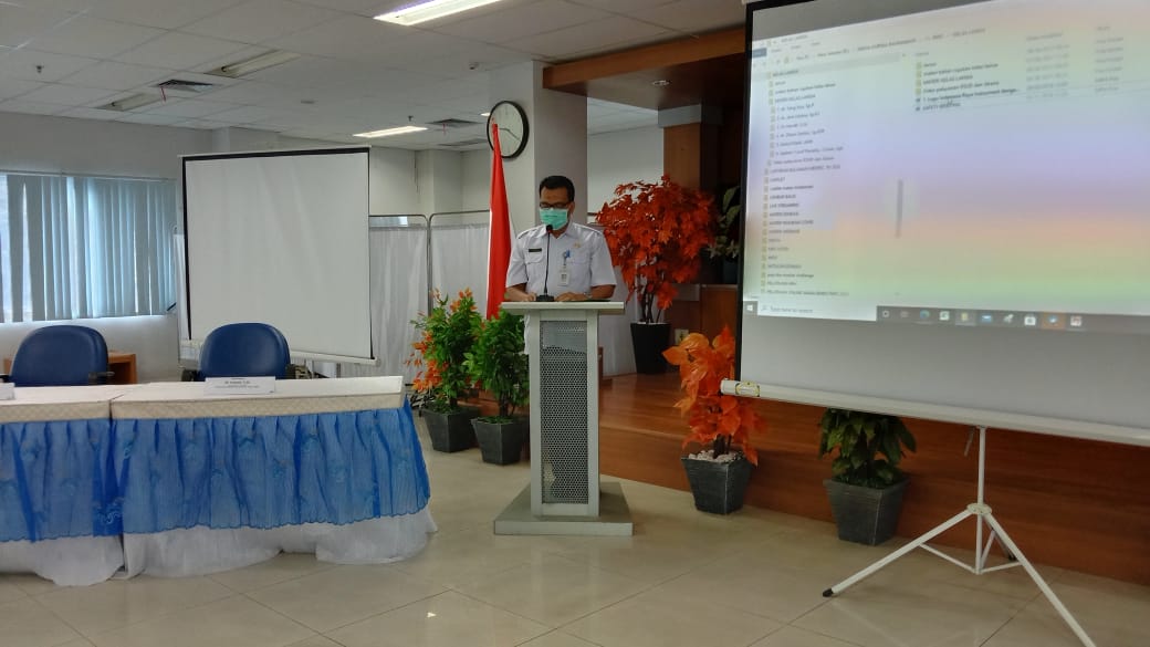 	Kepala Bidang Pelayanan Medis dan Keperawatan RSUD Kota Tangerang dr H Amir Ali MKM saat membuka kegiatan Kelas Lansia dalam rangka memperingati Hari Lanjut Usia Nasional 2021 di Aula RSUD Kota Tangerang.