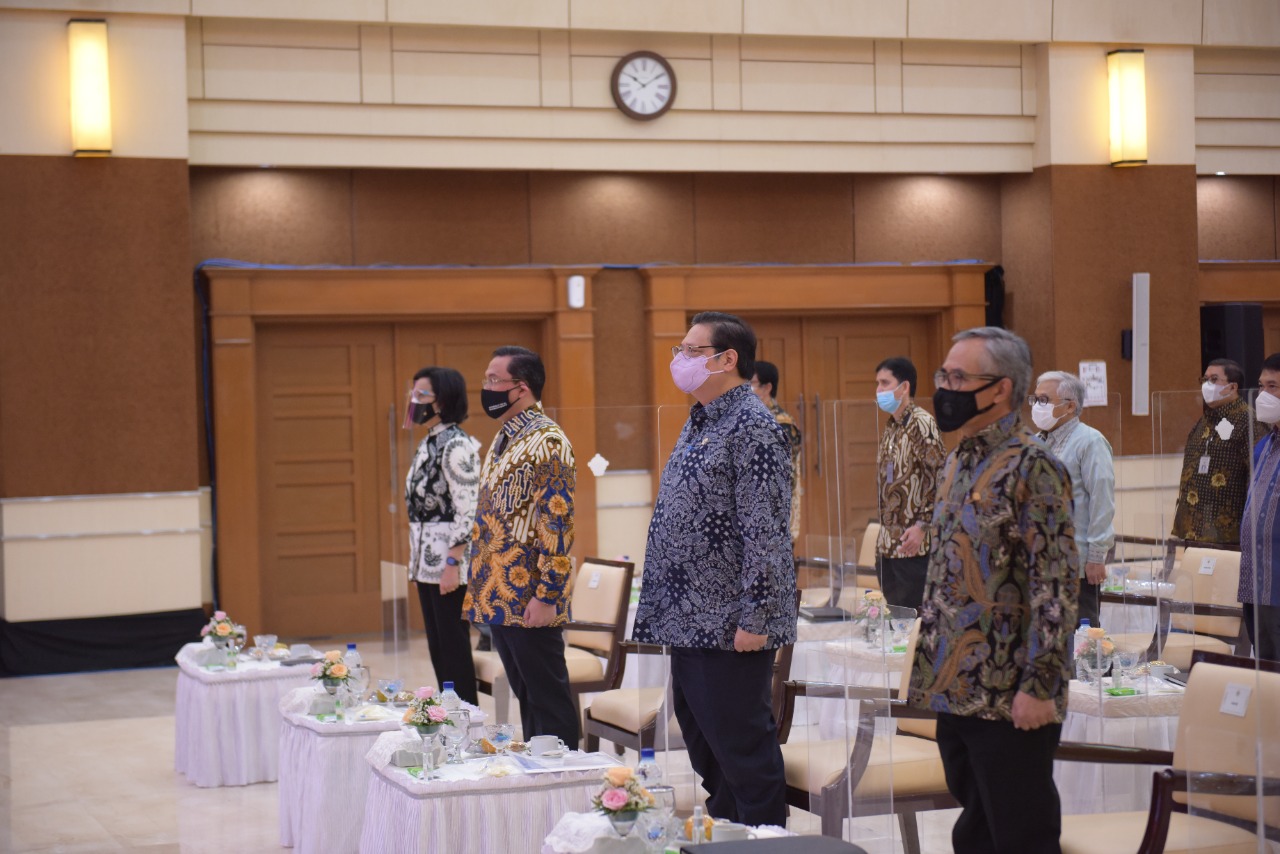Menteri Koordinator (Menko) Perekonomian Airlangga Hartarto saat menghadiri Webinar BPK RI Seri II di Jakarta, Selasa 15 Juni 2021.
