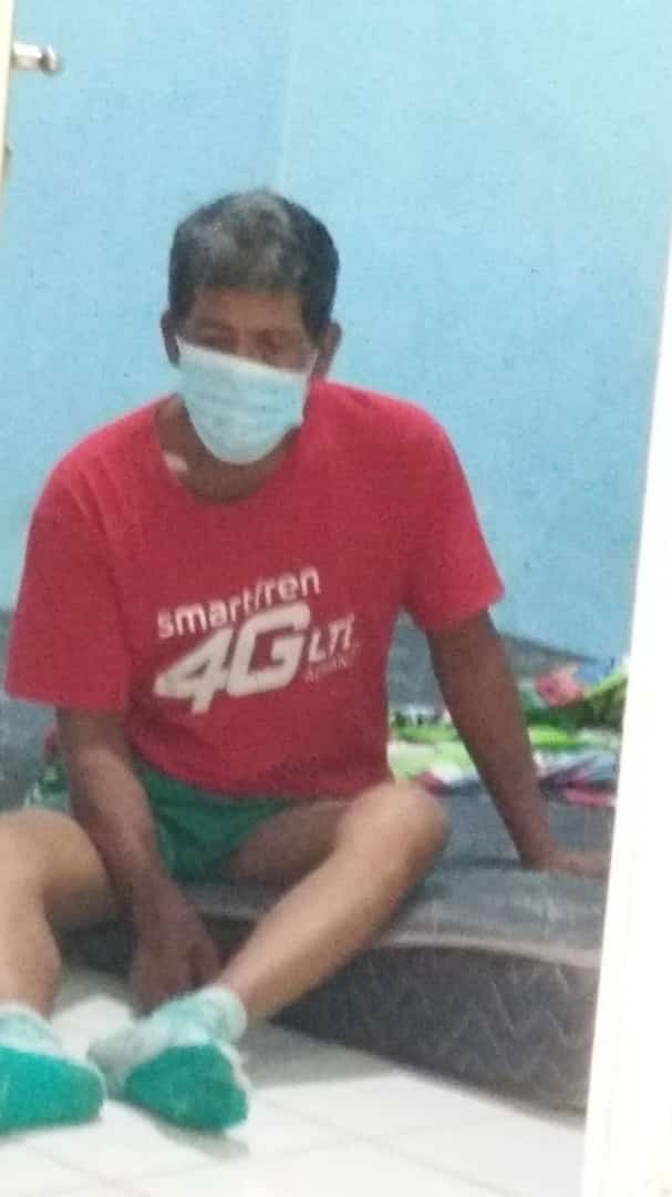 Seorang pria Amir, 53, warga Kampung Rancamoyan, Kelurahan Cibogo, Kecamatan Cisauk. Kabupaten Tangerang penderita COVID-19.