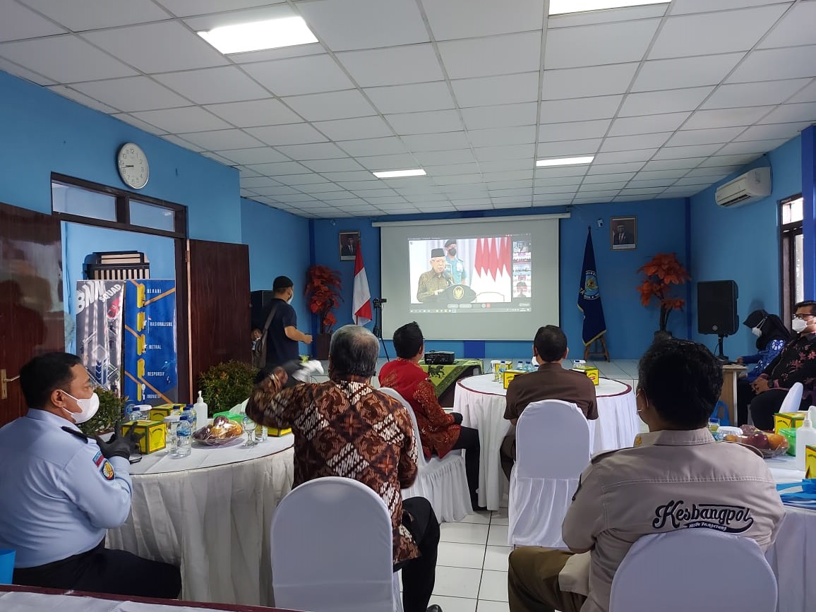 Wapres saat peringatan Hari Narkotika Internasional (HANI) yang jatuh setiap tanggal 26 Juni dalam video conference dengan Badan Narkotika Nasional (BNN), Senin 28 Juni 2021.