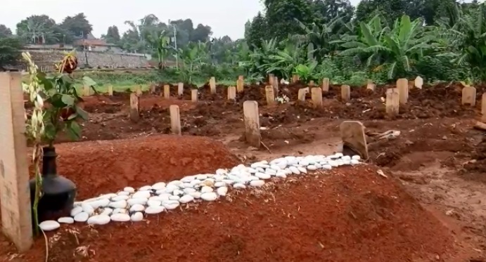 Tangkapan layar pemakaman TPU Jombang di kecamatan Jombang, Kota Tangerang Selatan.