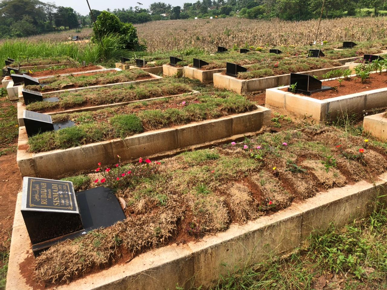 TPU Buni Ayu Kecamatan Sukamulya, Kabupaten Tangerang.