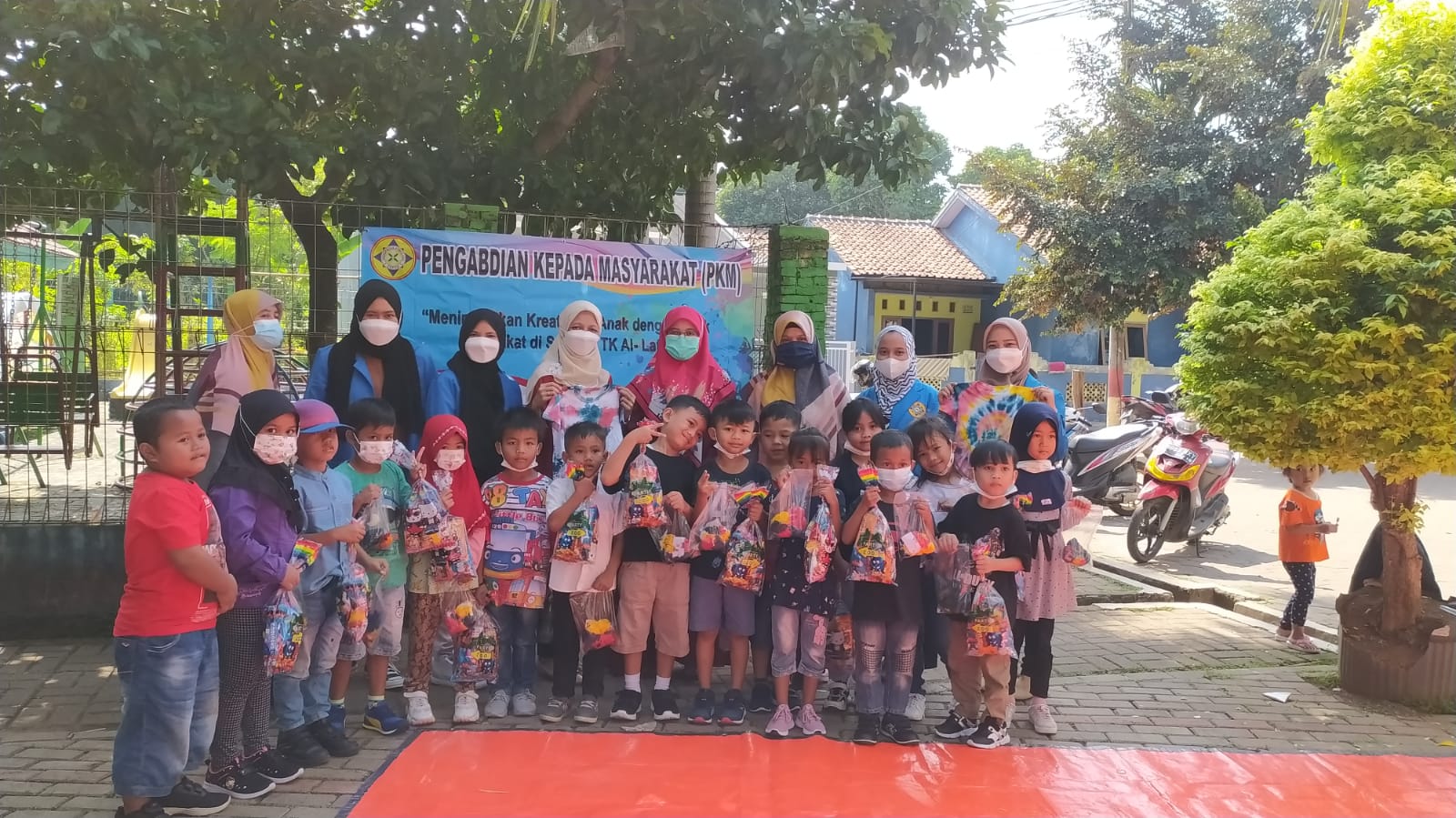 Mahasiswa Universitas Pamulang (Unpam) Progam Studi S1 Akuntansi melakukan kegiatan Pengabdian Kepada Masyarakat (PKM) bersama anak-anak di TK. AL-Latief yang berlokasi di Jl. Roda Hias RT 004/02 Serpong, Kecamatan Serpong, Kota Tangerang Selatan.