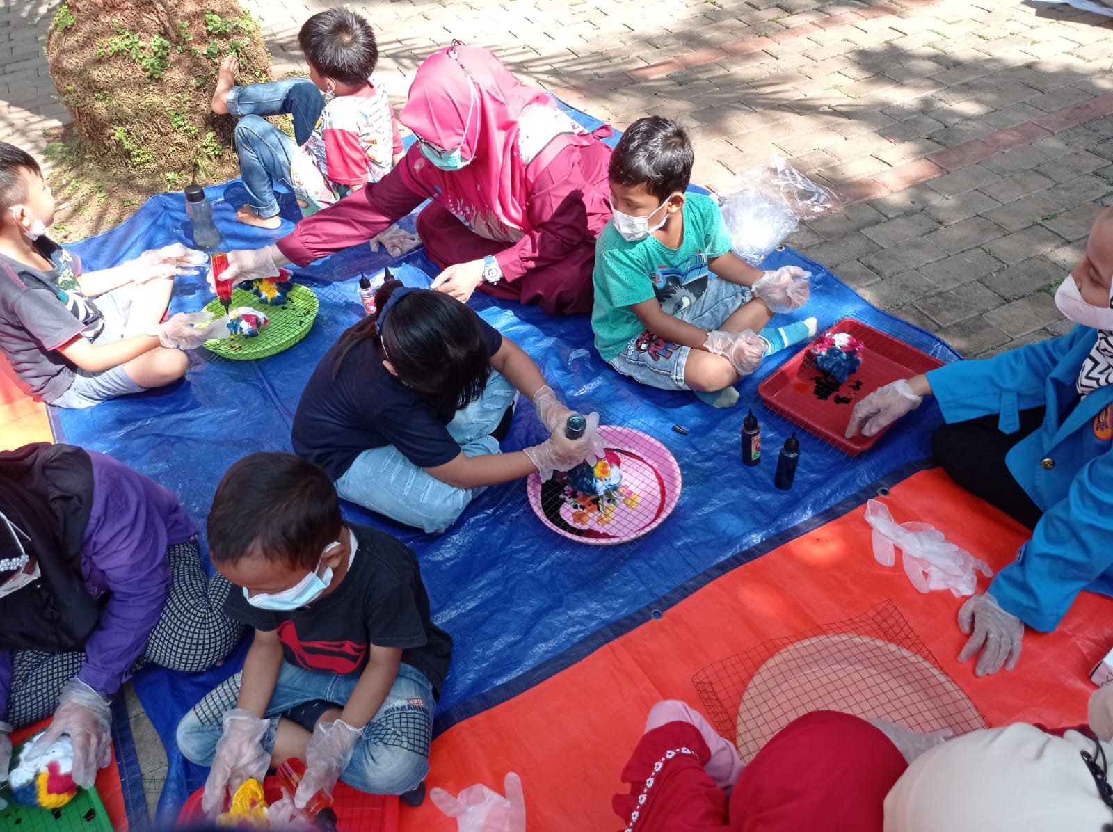 Mahasiswa Universitas Pamulang (Unpam) Progam Studi S1 Akuntansi melakukan kegiatan Pengabdian Kepada Masyarakat (PKM) bersama anak-anak di TK. AL-Latief yang berlokasi di Jl. Roda Hias RT 004/02 Serpong, Kecamatan Serpong, Kota Tangerang Selatan.