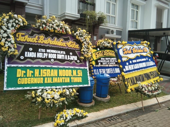 Suasana rumah duka Heldy Djafar di kawasan Serpong, Tangsel.