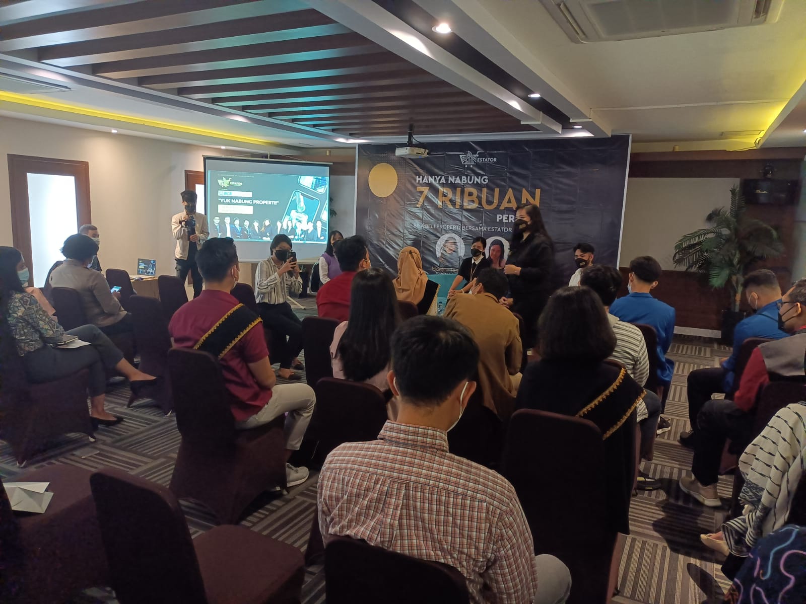 Seminar berinvestasi di bidang properti apartemen Aeropolis, Kota Tangerang.