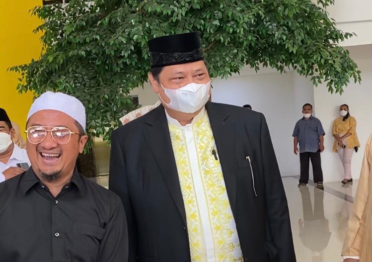 DPP Partai Golkar menggelar shalawat merayakan Maulid Nabi Muhammad SAW bersama Ustaz Yusuf Mansur, Minggu (24/10/2021).