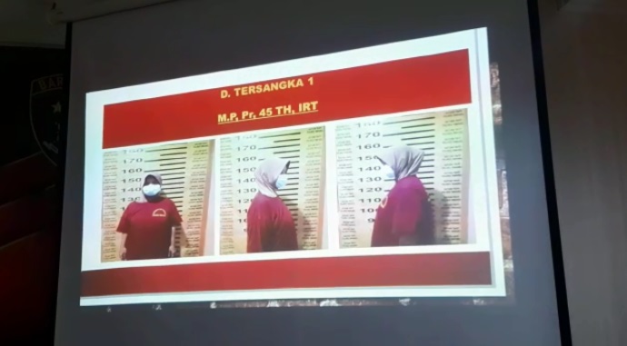 Tangkapan layar ibu rumah tangga alias emak-emak yang kompak menjadi dalang mafia tanah.