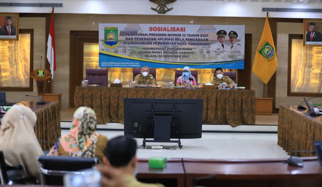 Pemerintah Kota Tangerang menggelar sosialisasi Peraturan Presiden Nomor 12 Tahun 2021 dan Penerapan Aplikasi Bela Pengadaan di ruang Akhlakul Kharimah, Gedung Puspemkot Tangerang, Selasa 2 November 2021.