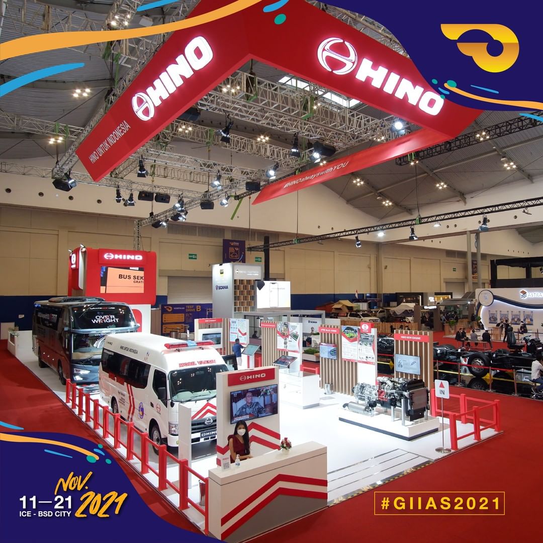 Booth Hino di Pameran GIIAS 2021.